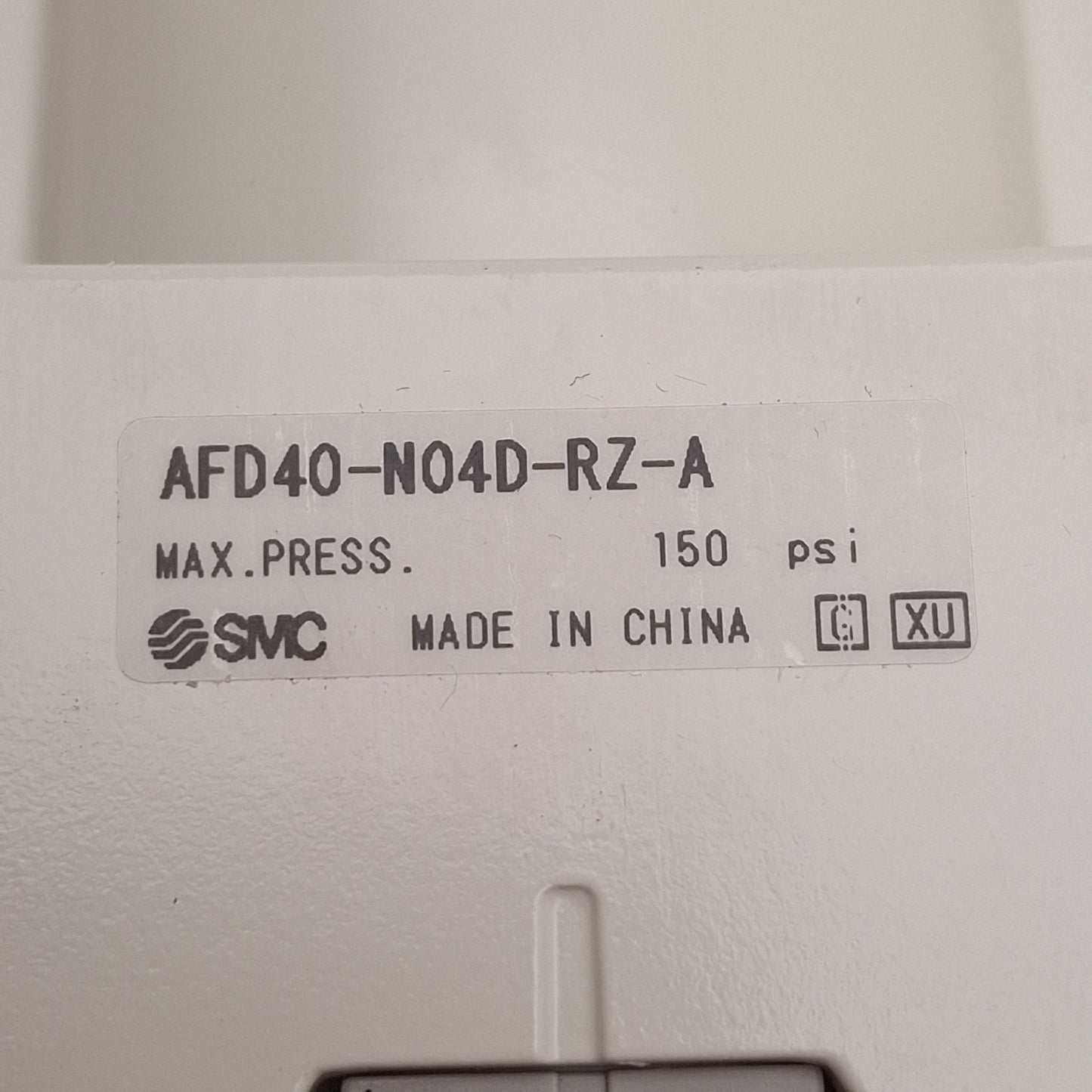 Used SMC AFD40-N04D-RZ-A Micro Mist Separator, 150PSI, 1/2in NPT Ports *No Filter*