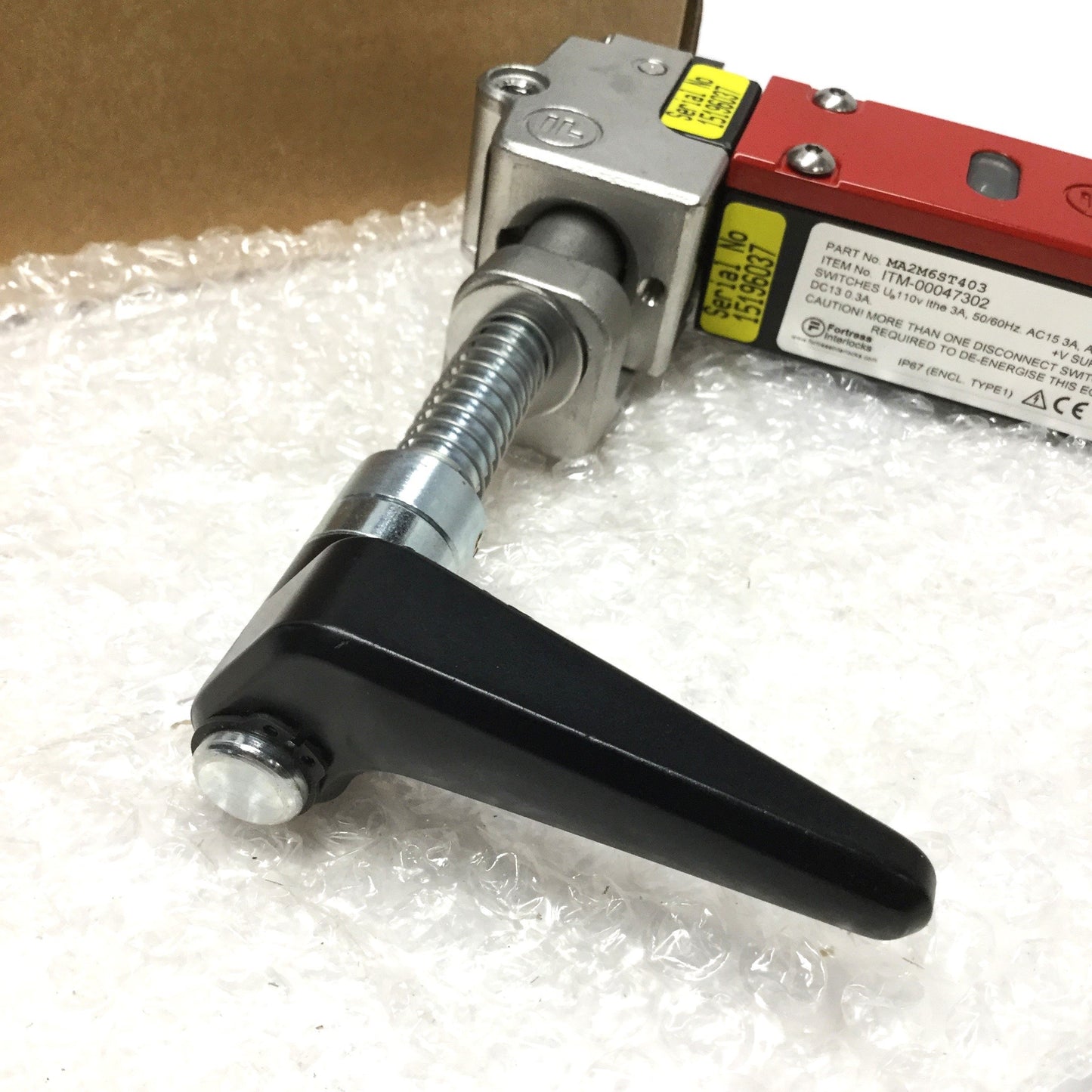 New – Open box Fortress MA2M6ST403 amGard Door Safety Interlock Switch 2NC-1NO 24V *Green LEDs*