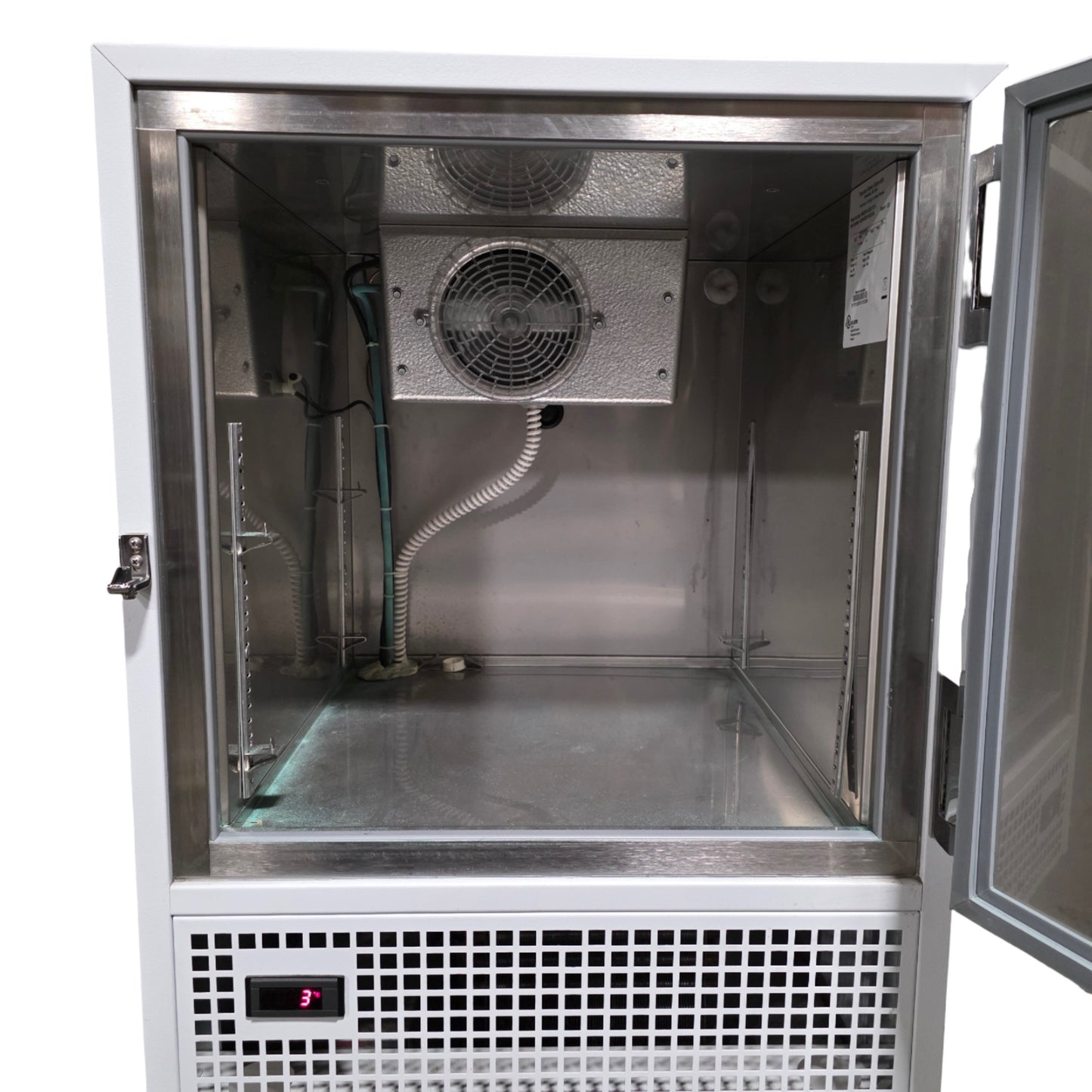 Used Thermo Fisher Scientific MR05PA-SEEE-FS19 Undercounter Refrigerator 5.4CuFt 115V
