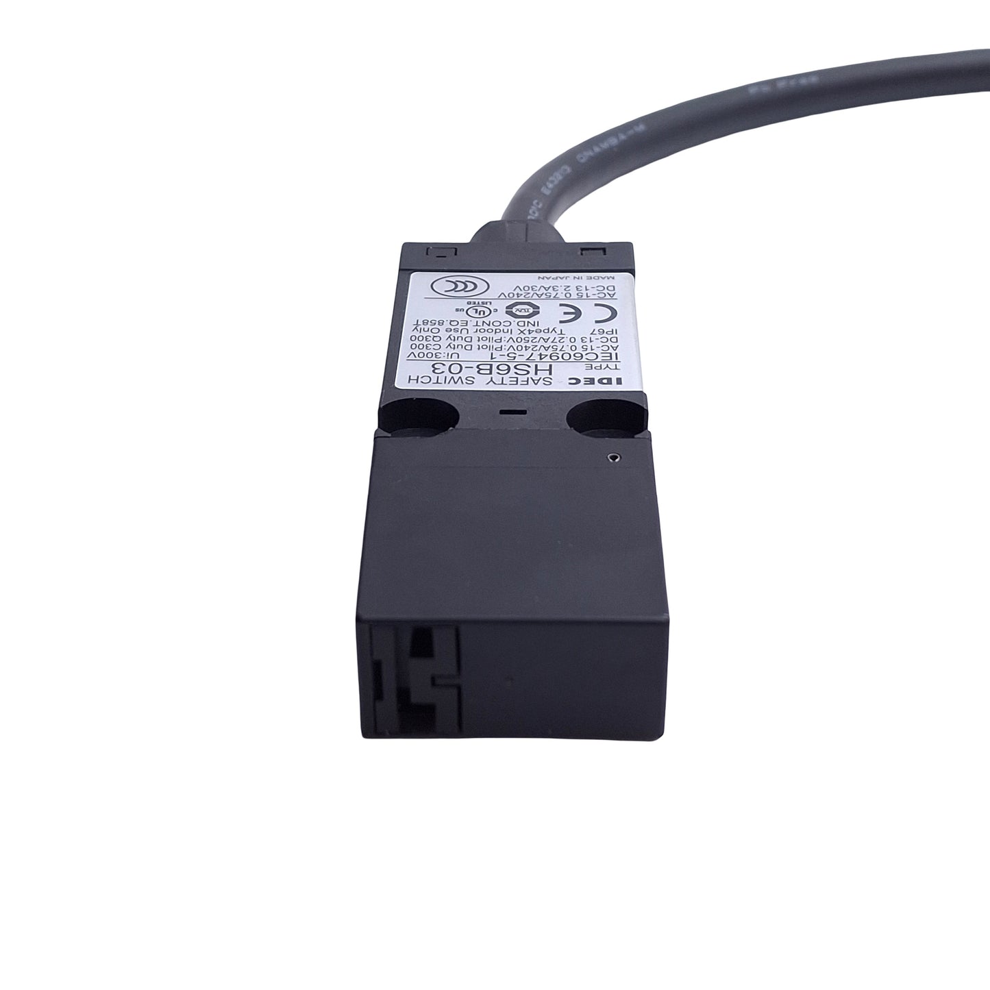 New – Open box IDEC HS6B-03 Safety Interlock Switch, 3NC, 240VAC 0.75A/250VDC 0.27A, 3m
