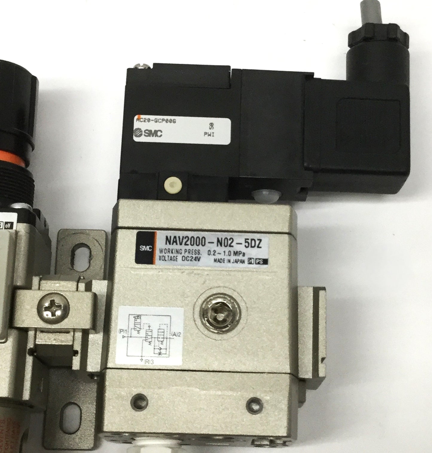 Used SMC AW20K-N02E-CZ Air Filter/Regulator, NAV2000 Start-Up, VHS20 Relief Valve