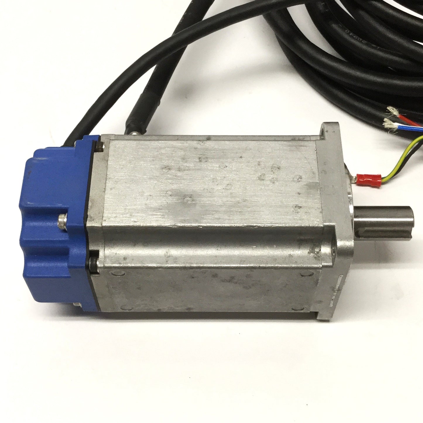 Used Omron Yaskawa SJME-04AMB41-OY Junma Servo Motor, 200VAC, 400W, 3000RPM, 60mm