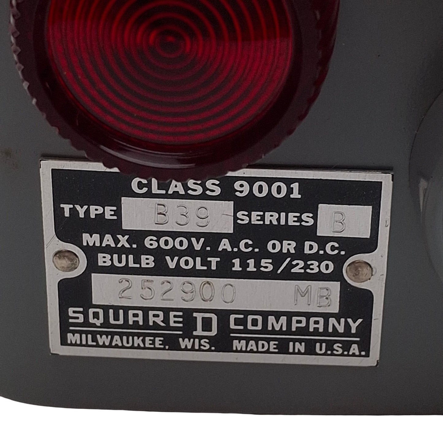 New Square D 9001B39 Steel Start-Stop Pushbutton Station, 600VAC/VDC Max, NEMA 1