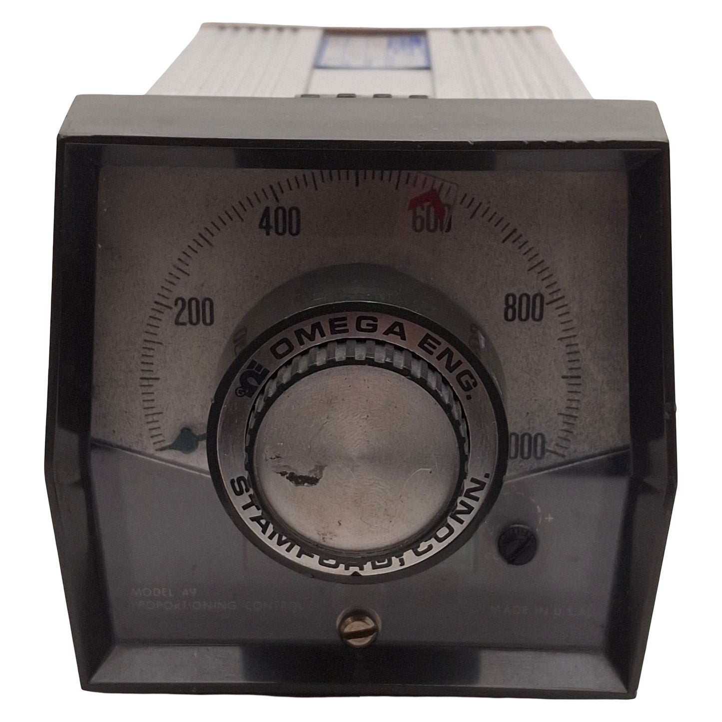 Used Omega Model 49 Proportioning Control, Type-J, 0-1000°F, 1/4 DIN, 120/208/240VAC