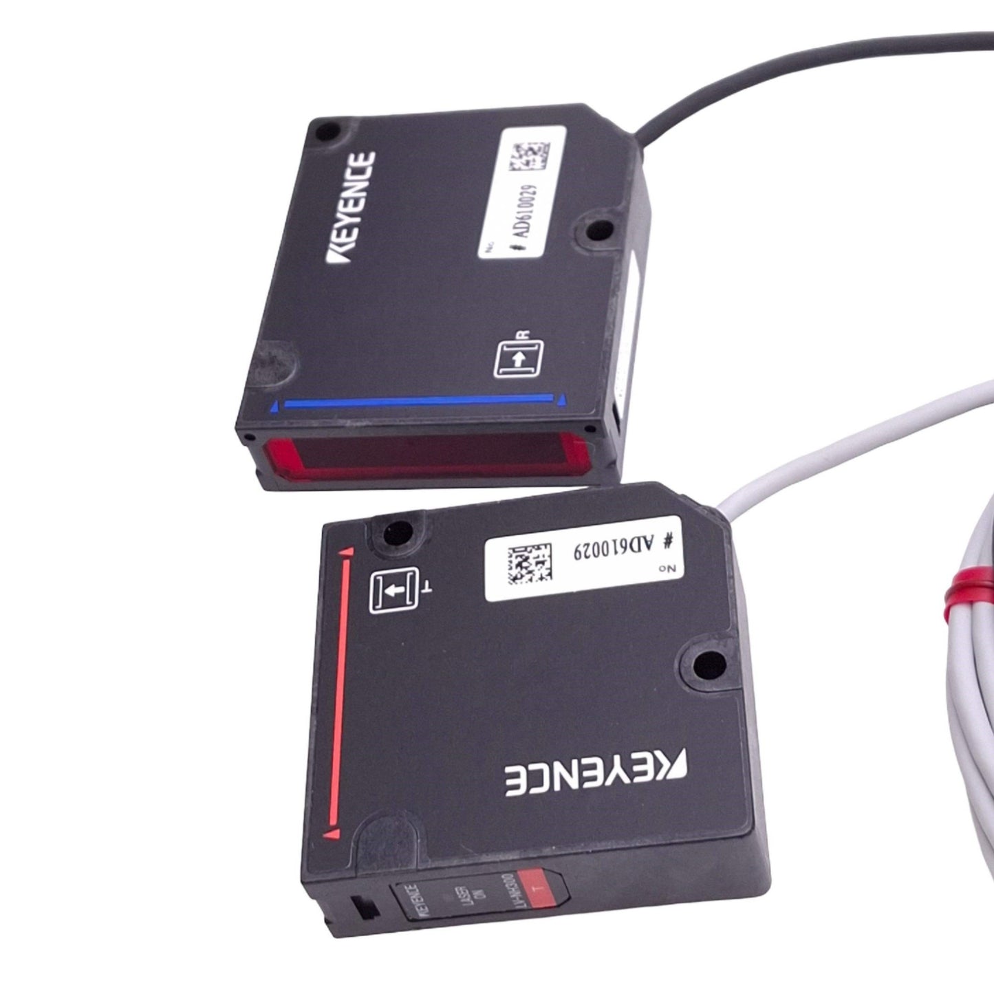 New Keyence LV-NH300 Laser Sensor Head, 660nm, 2m Range x 30mm Area, 12-24VDC