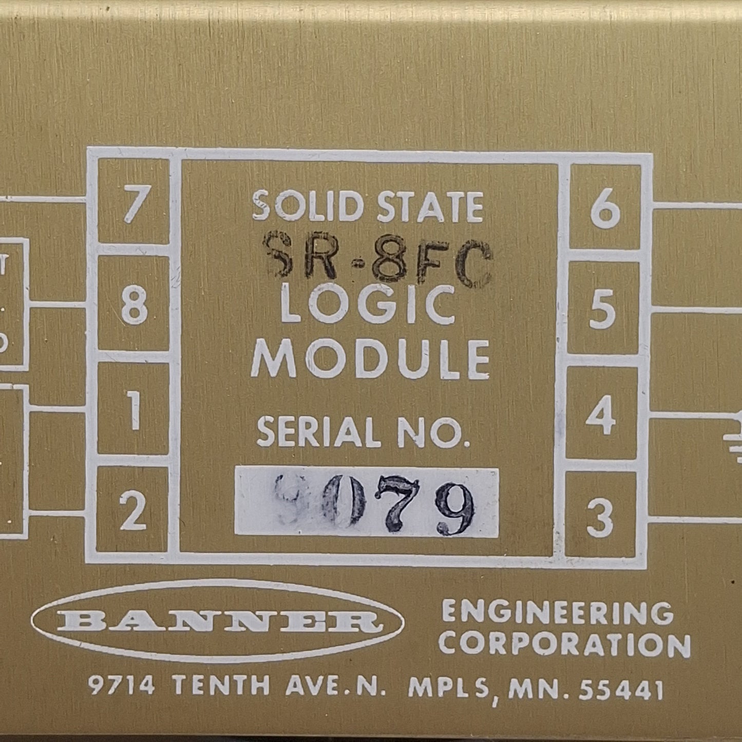 New – Open box Banner SR-8FC Solid-State Shift Register Logic Module, 16VAC/20VDC In, 250mA Out