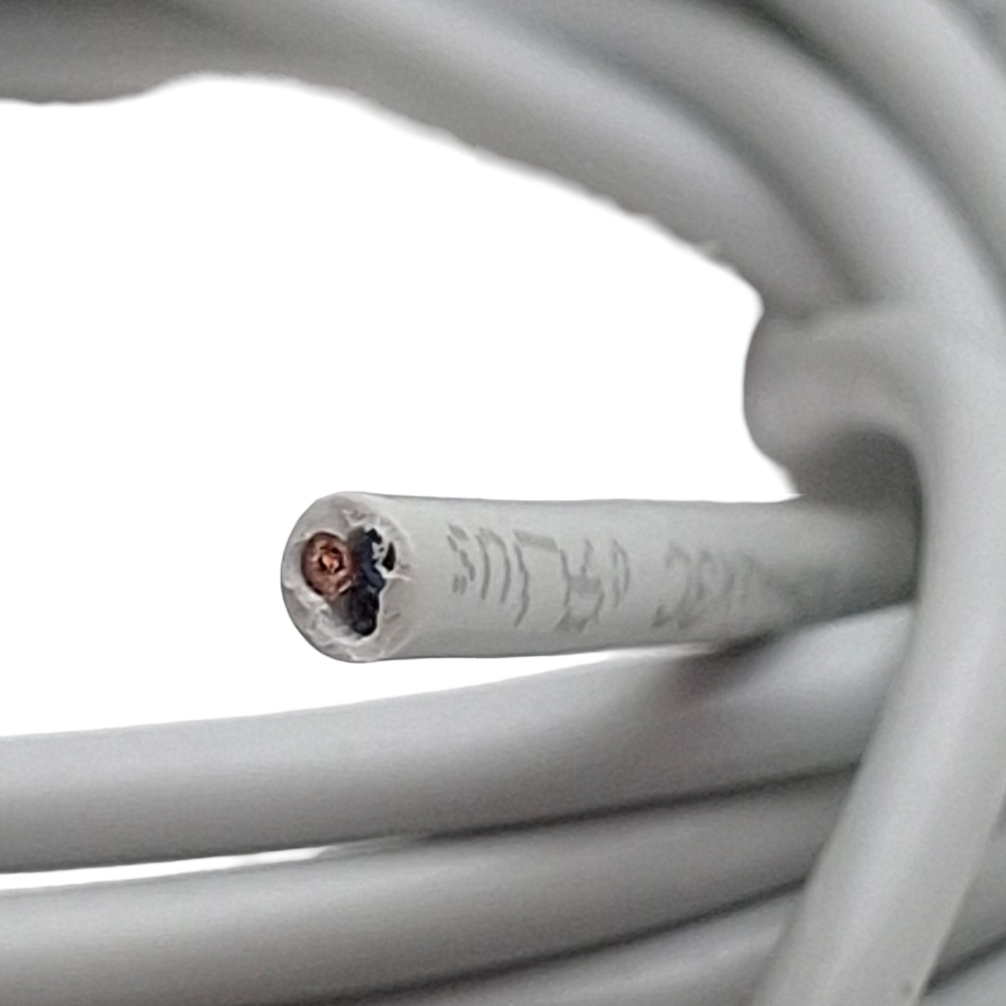 Used Micro Detectors AE1-AN-1A Proximity Sensor, NPN NO, 1.5mm Range, 10-30VDC