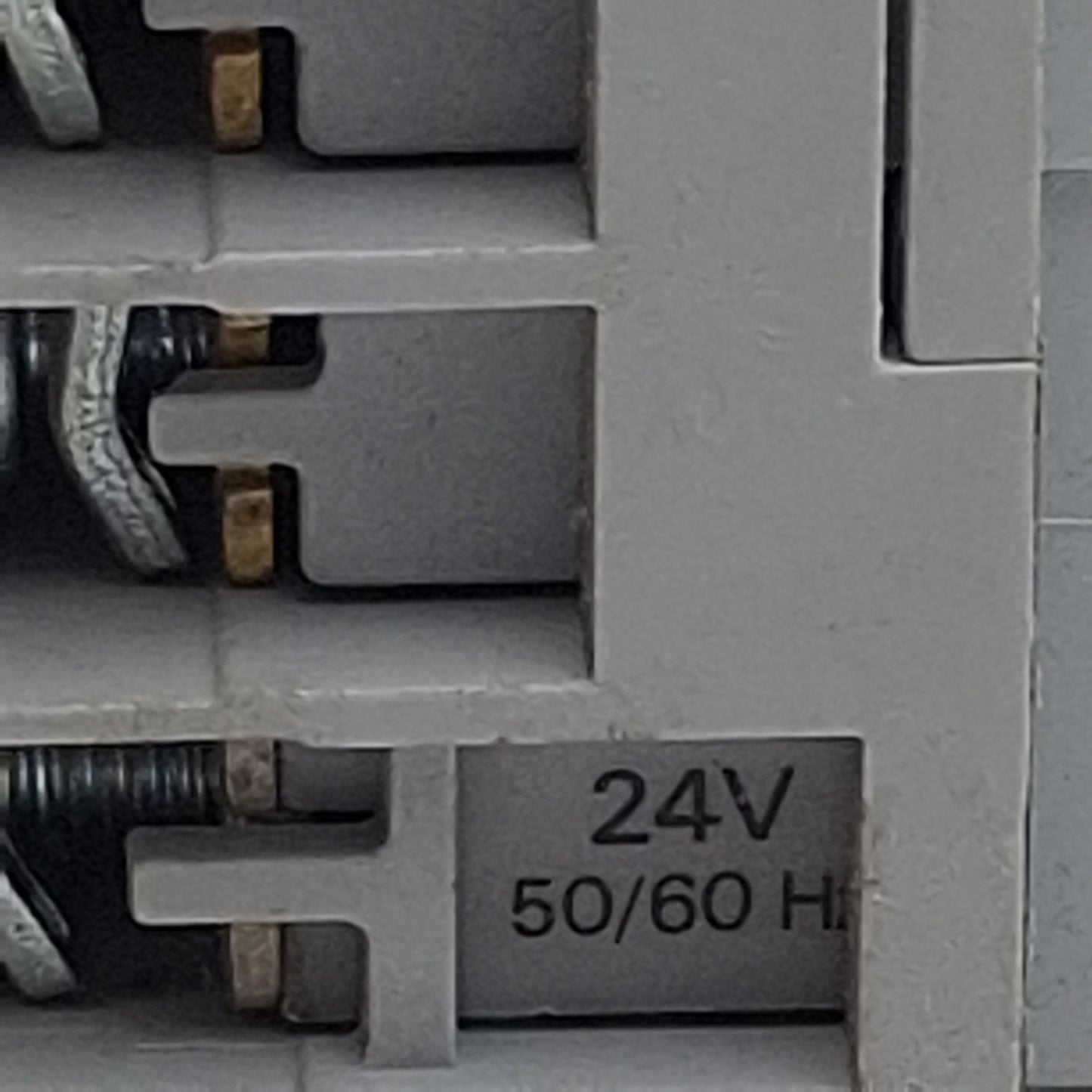 Used Sprecher+Schuh CS4-40E-24 Control Relay, 4N.O., 16A 500VAC, 24VAC Coil