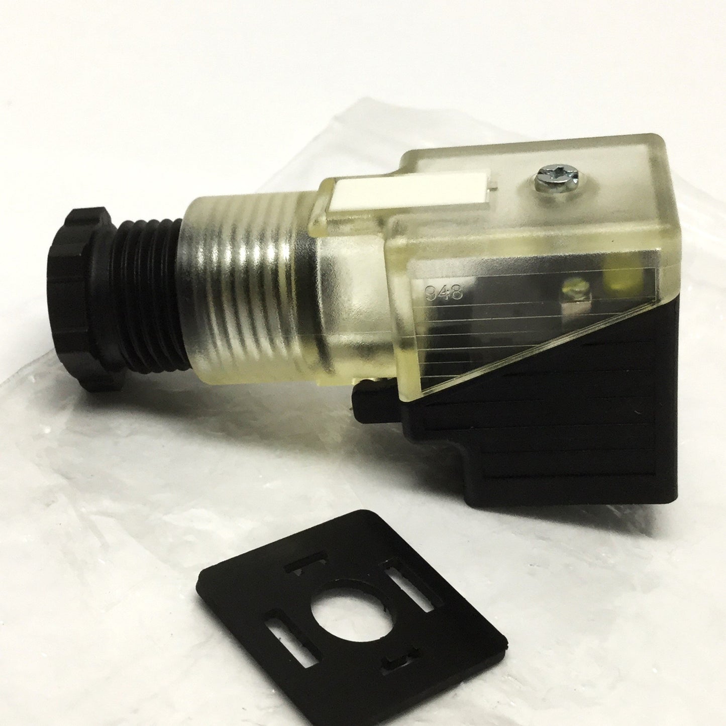 New – Open box Bosch Rexroth R90057453 Plug-In Connector, 3-Pole (2+PE) Z55L, 12-240V AC/DC 4A