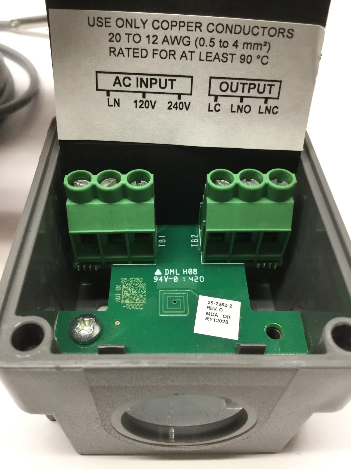 New – Open box Penn Johnson A421ABC-06 Electronic Temperature Control 120/240VAC 16/8A SPDT