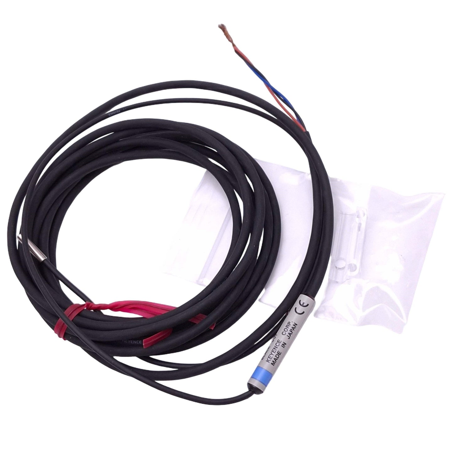 New Keyence EM-030 Proximity Sensor, ø3mm, 0.6mm Range, NPN 200mA Out, 10-30VDC