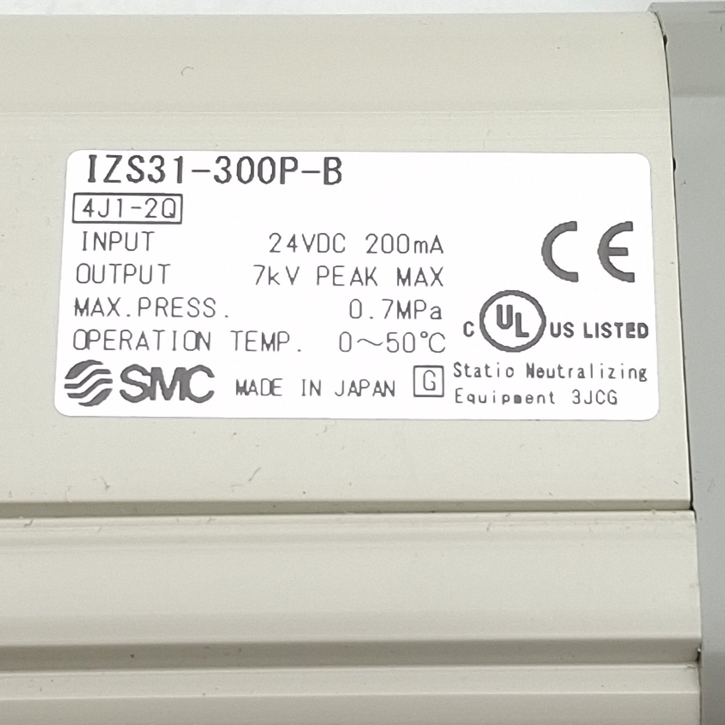 Used SMC IZS31-300P-B Ionizer Bar, 300mm Length, 7kV Max Out, 200mA 24VDC In, 0.7MPa