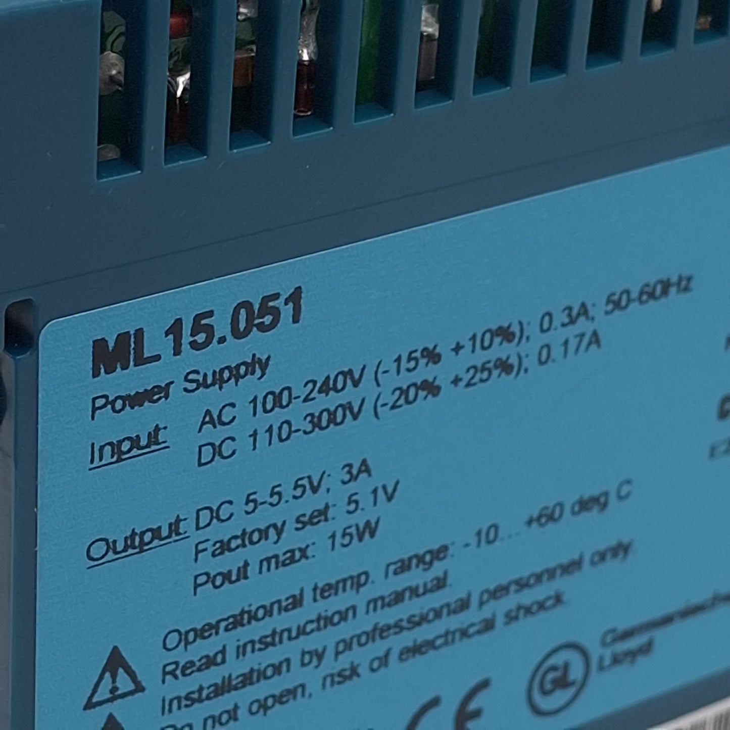 Used PULS ML15.051 Power Supply, 240VAC/300VDC In, 3A 5-5.5VDC 15W Out, DIN Rail