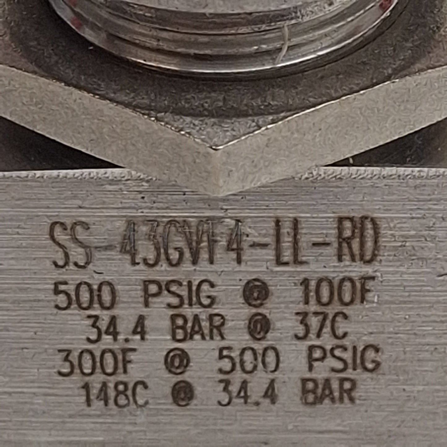 Used Swagelok SS-43GVF4-LL-RD Ball Valve, 2-Way, 1/4in NPT, 500psi Max, 0.9Cv