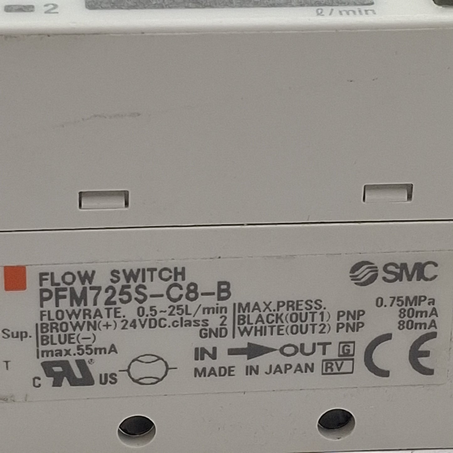 Used SMC PFM725S-C8-B Digital Flow Switch PNP 80mA, 24VDC, 0.5~25L/min 0.75MPa, ø5/16