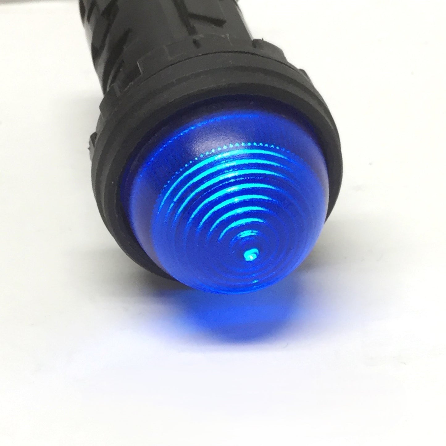 Used Idec HW1P-2FQD-S-24V Panel Indicator Pilot Lights LED Lamp, 24V AC/DC, Blue