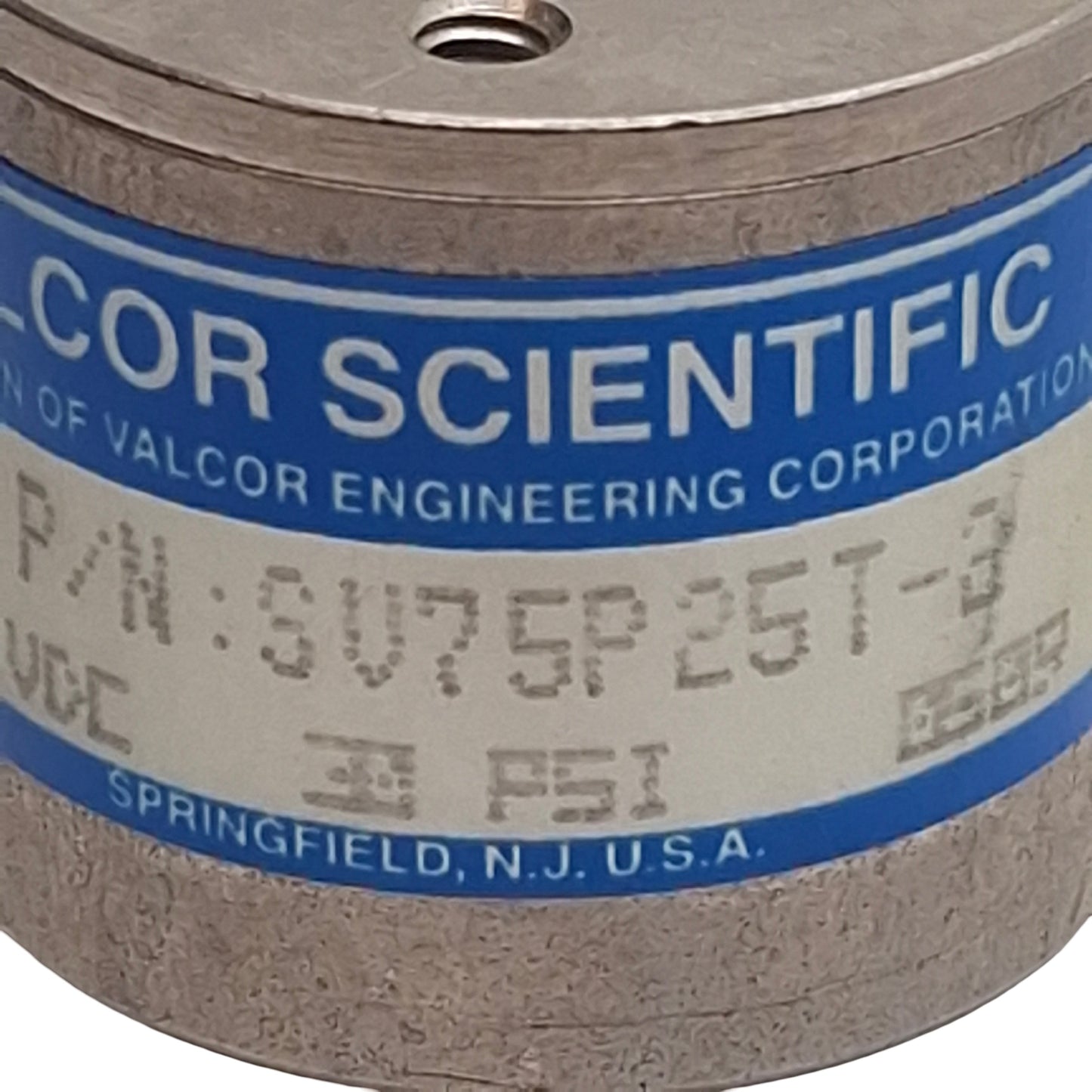 Used Valcor SV75P25T-2 Solenoid Isolation Valve, 3-Way, 1/4-28in, 30psi, 24VDC Coil