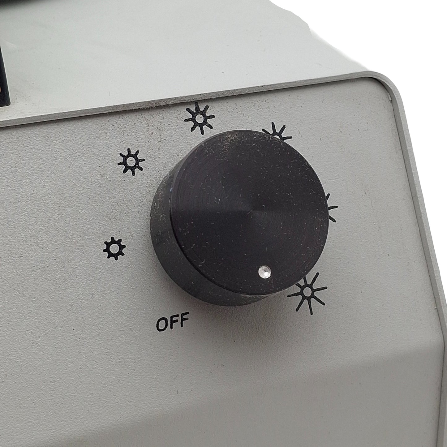 Used Techniquip FOI-150-UL Fiber Optic Light Source Illuminator 120VAC 150W EKE Lamp
