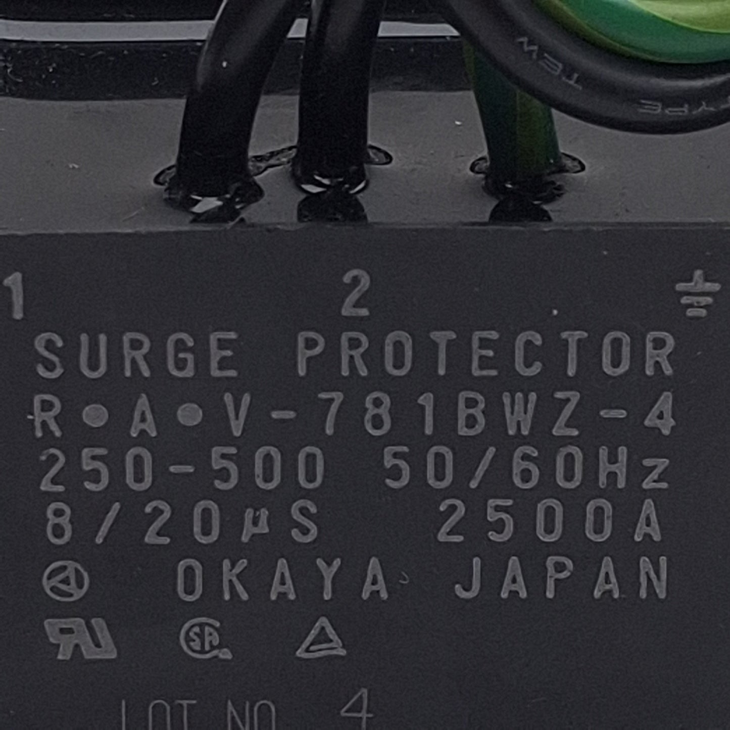 Used Okaya RAV-781BWZ-4 Surge Protector, 1-Phase, 250-500VAC, 2500A, 8/20µs, 3-Wire