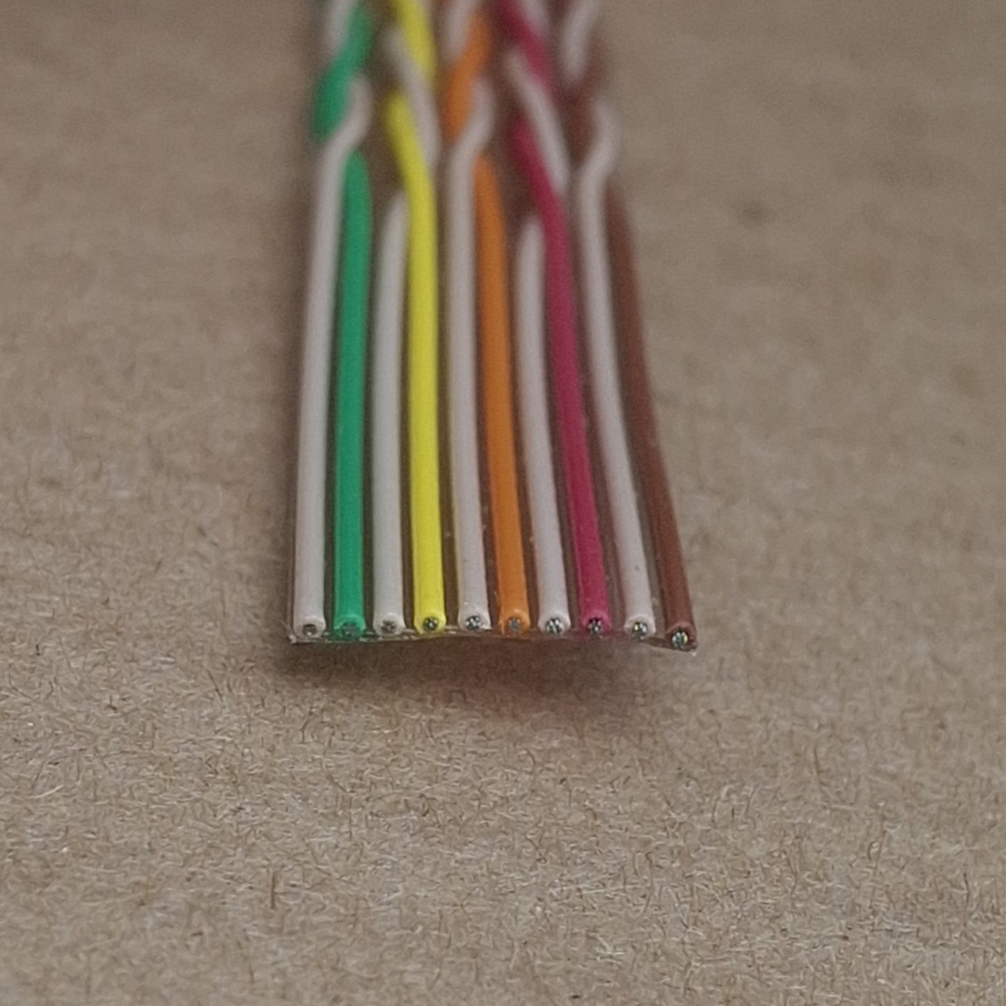 New 3M 1700/10SF Hook up & Lead Flat Cable, 100ft L x 0.50in W, 10-Con, 26AWG, 300V