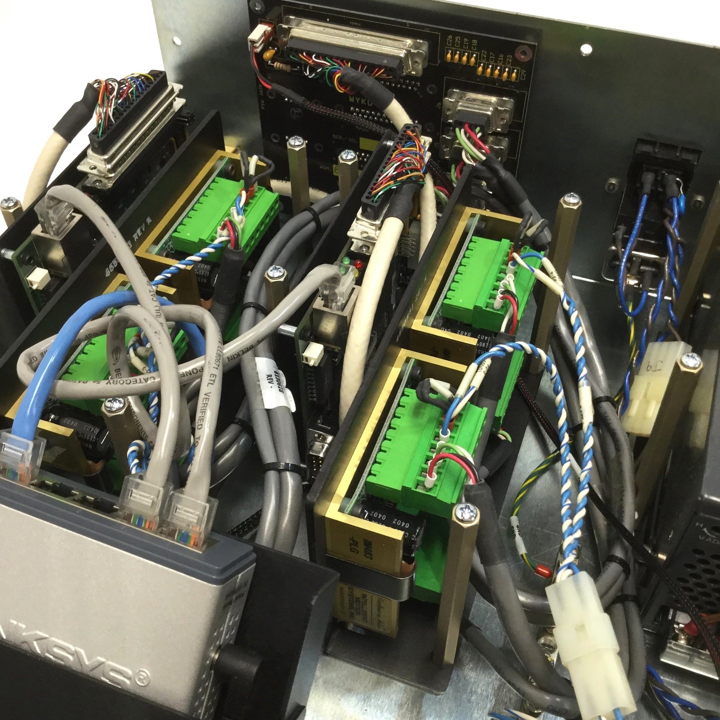 Used Veeco Wyko 831-122-R 24V Stage Driver X & Y-Axis NT3300 Optical Surface Profiler