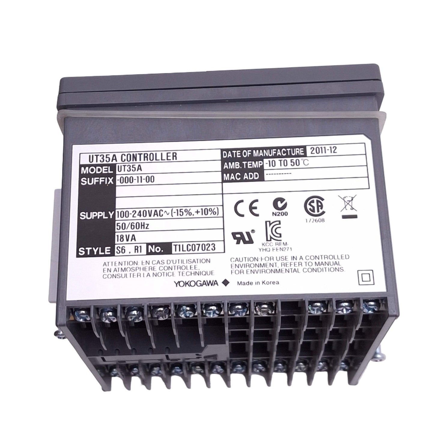 Used Yokogawa UT35A-000-11-00 PV Temperature Controller RTD, T/C, 120/240 VAC