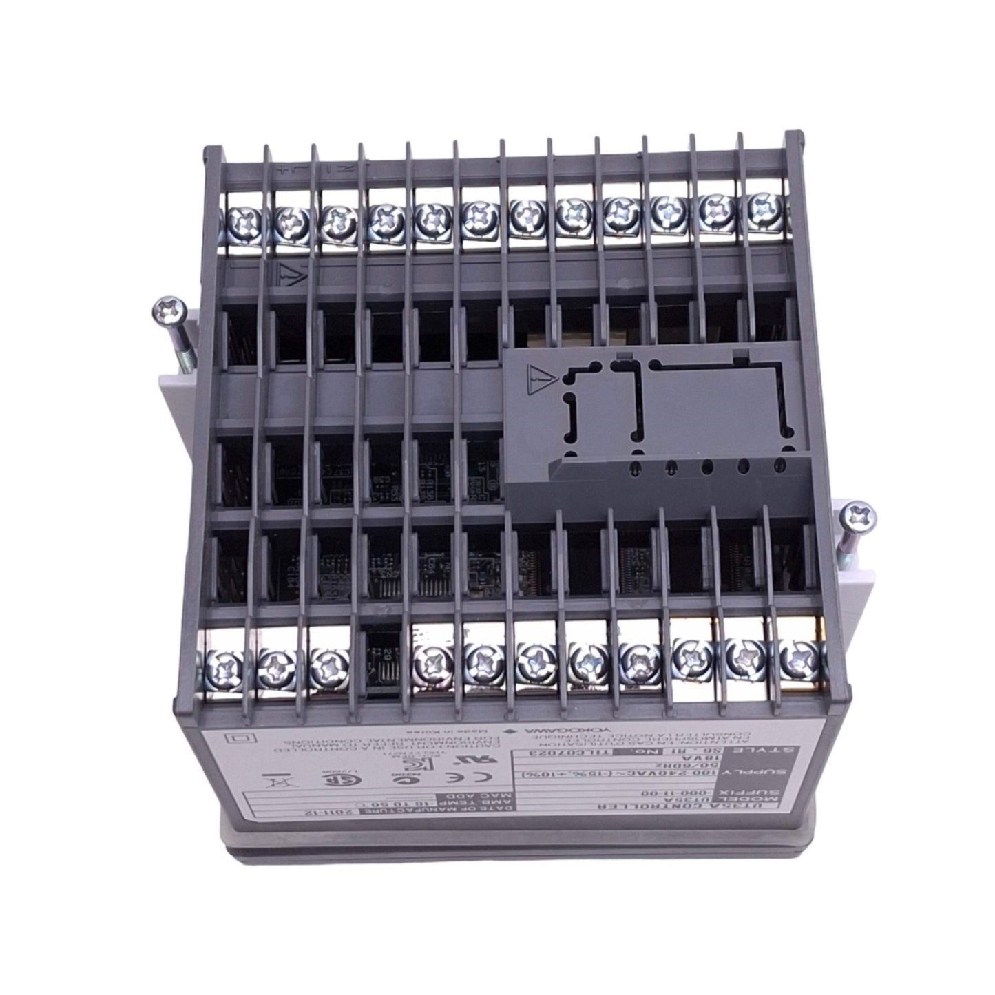 Used Yokogawa UT35A-000-11-00 PV Temperature Controller RTD, T/C, 120/240 VAC