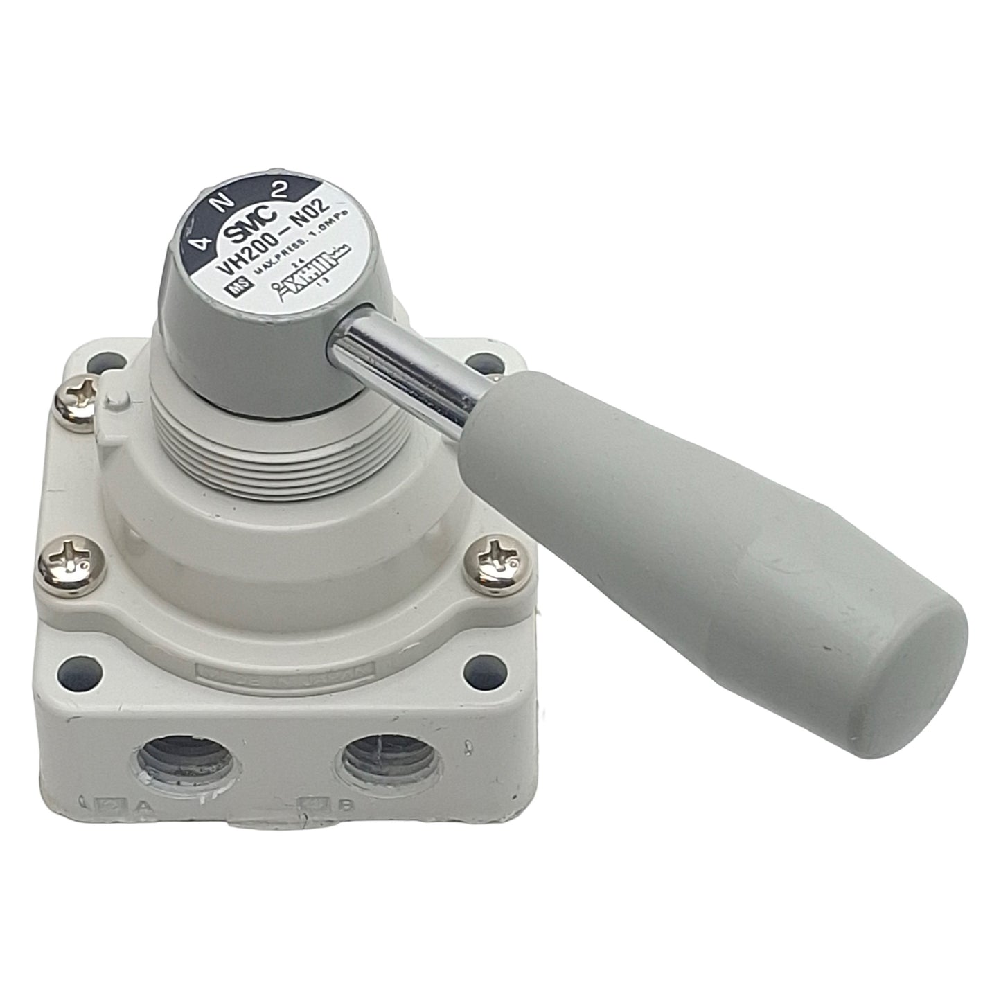 Used SMC VH200-N02 Hand Valve, 3-Position Closed Center, 1/4in NPT, 1.0MPa Max