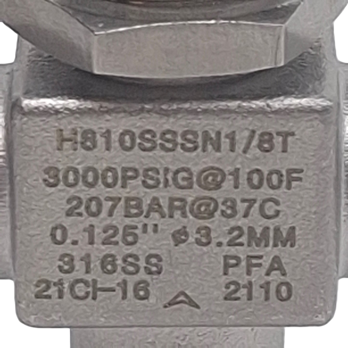 Used Ham-Let H810SSSN1/8T SS Ball Valve, 3-Way, 1/8in NPT Female, 3000psig, 0.5Cv