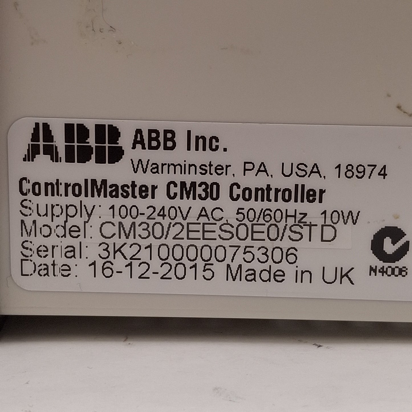 Used ABB CM30/2EES0E0/STD ControlMaster Process Controller, 100-240VAC, 1/4 DIN
