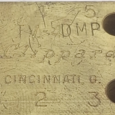 Used Clippard TV-4DMP Brass Toggle Valve, 4-Way 3-Port, 1/8in NPT, 150psi, 125l/min