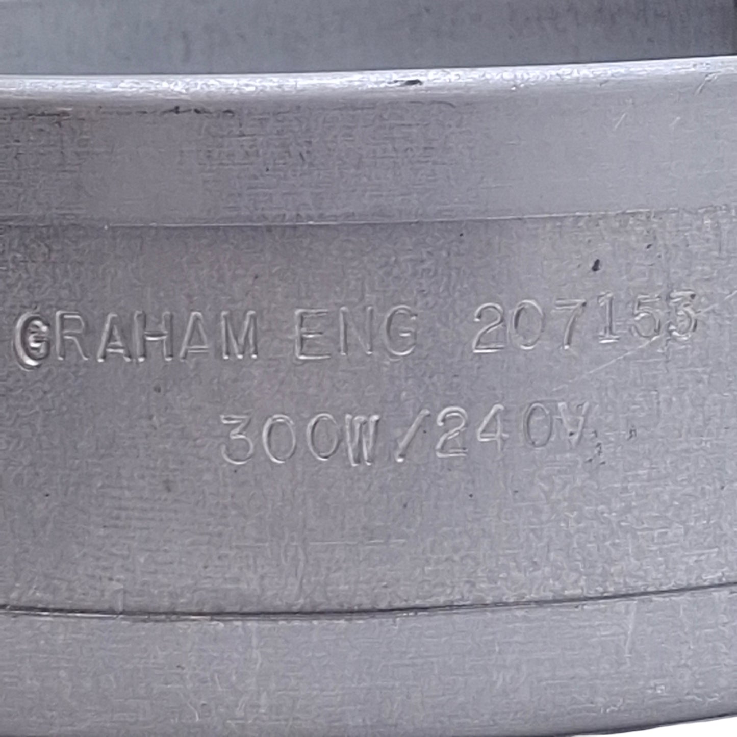 Used Graham 207153 Band Heater 240VAC, 300W, ø3.5in ID, 1.5in Length, 3-Pin Connector