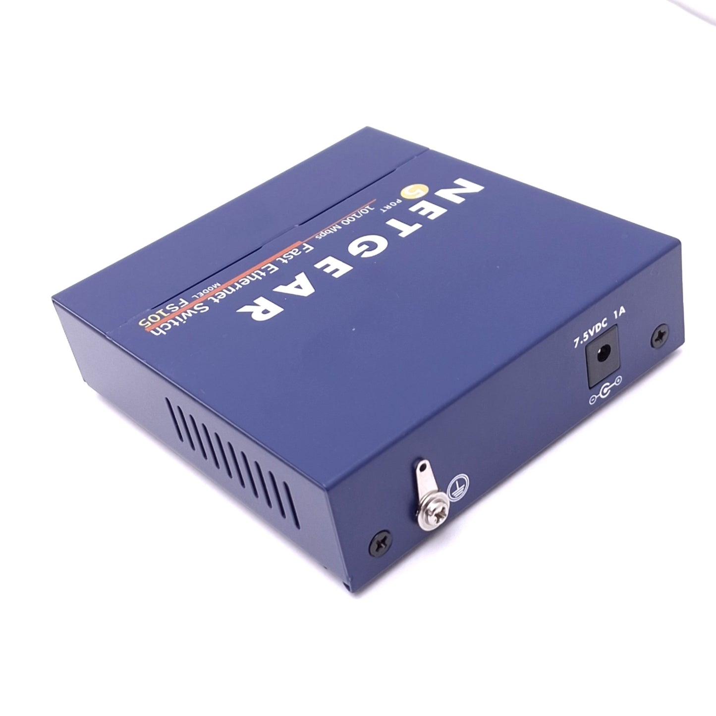 New – Open box Netgear FS105 ProSafe Fast Ethernet Switch, 5-Port, 10/100Mbps, 7.5VDC