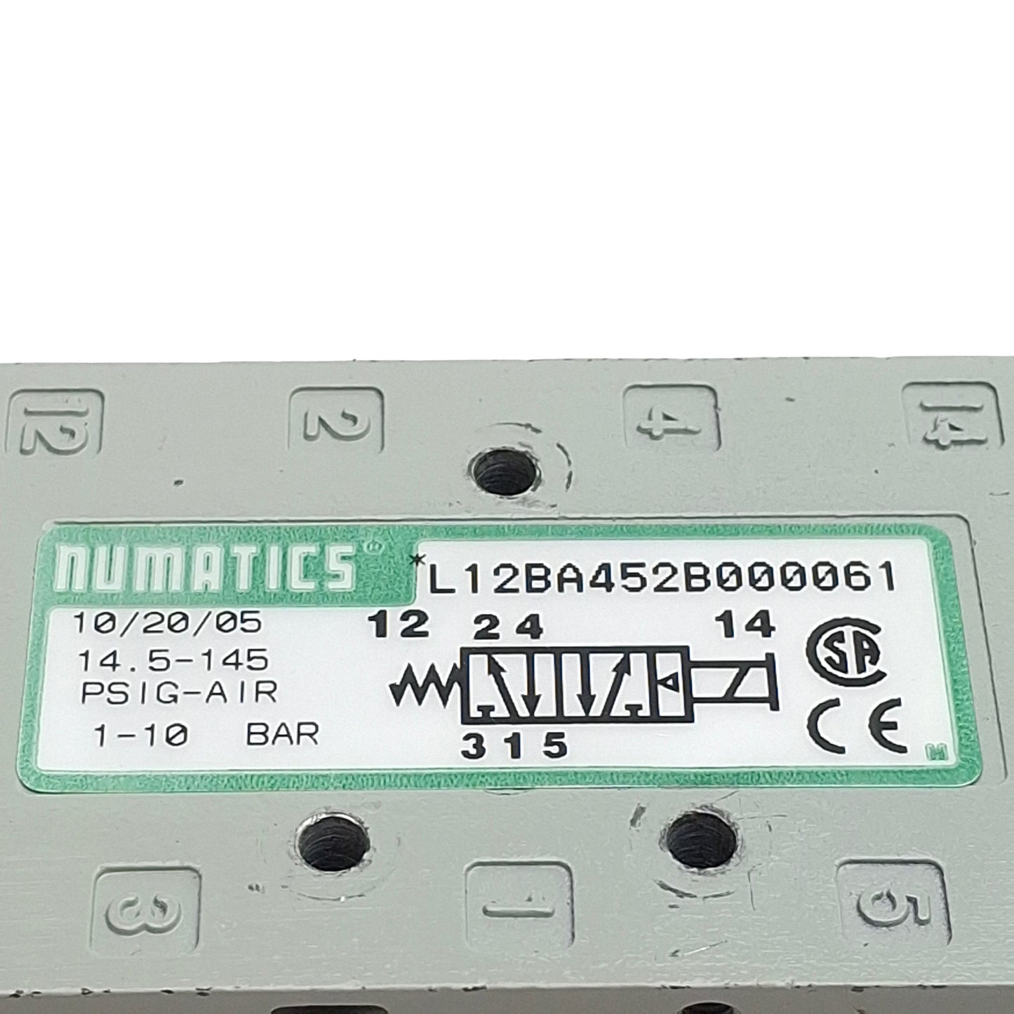 Used Numatics L12BA452B000061 Solenoid Valve 4/2-Way 1/4" NPT, 14.5-145psi 24VDC Coil