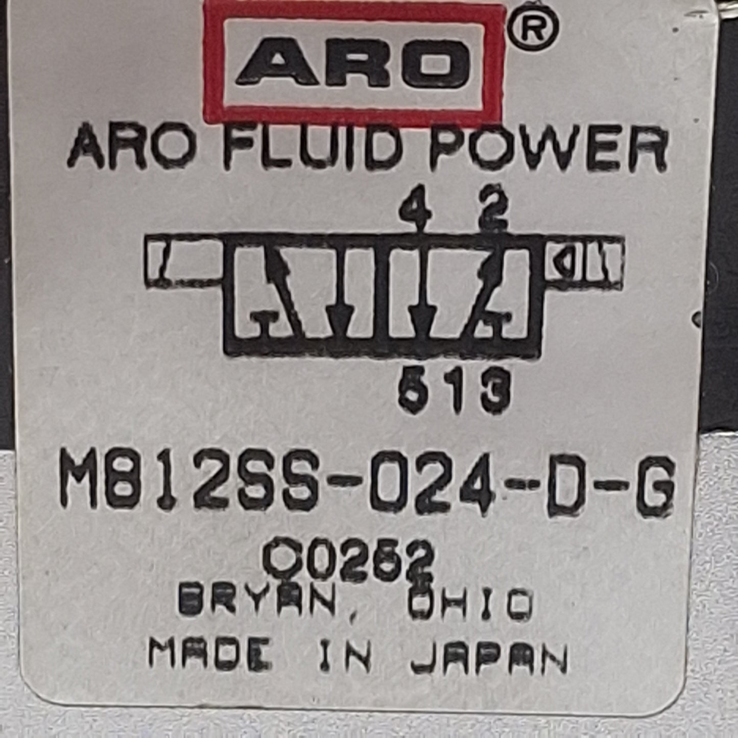 Used ARO Fluid M812SS-024-D-G Solenoid Valve, 2-Position, 1/8in NPTF, 24VDC Coil