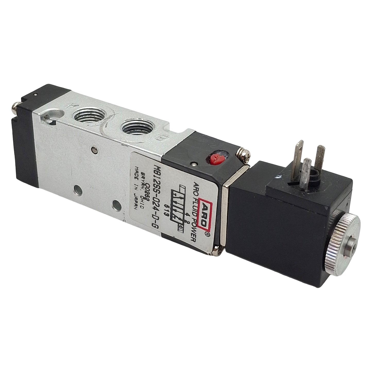 Used ARO Fluid M812SS-024-D-G Solenoid Valve, 2-Position, 1/8in NPTF, 24VDC Coil