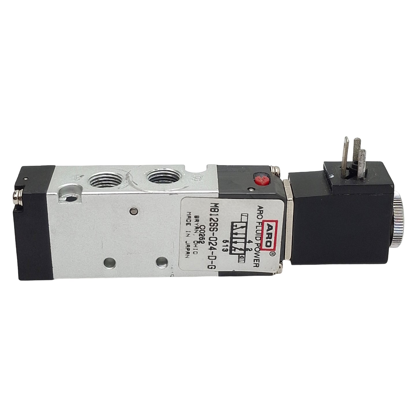 Used ARO Fluid M812SS-024-D-G Solenoid Valve, 2-Position, 1/8in NPTF, 24VDC Coil