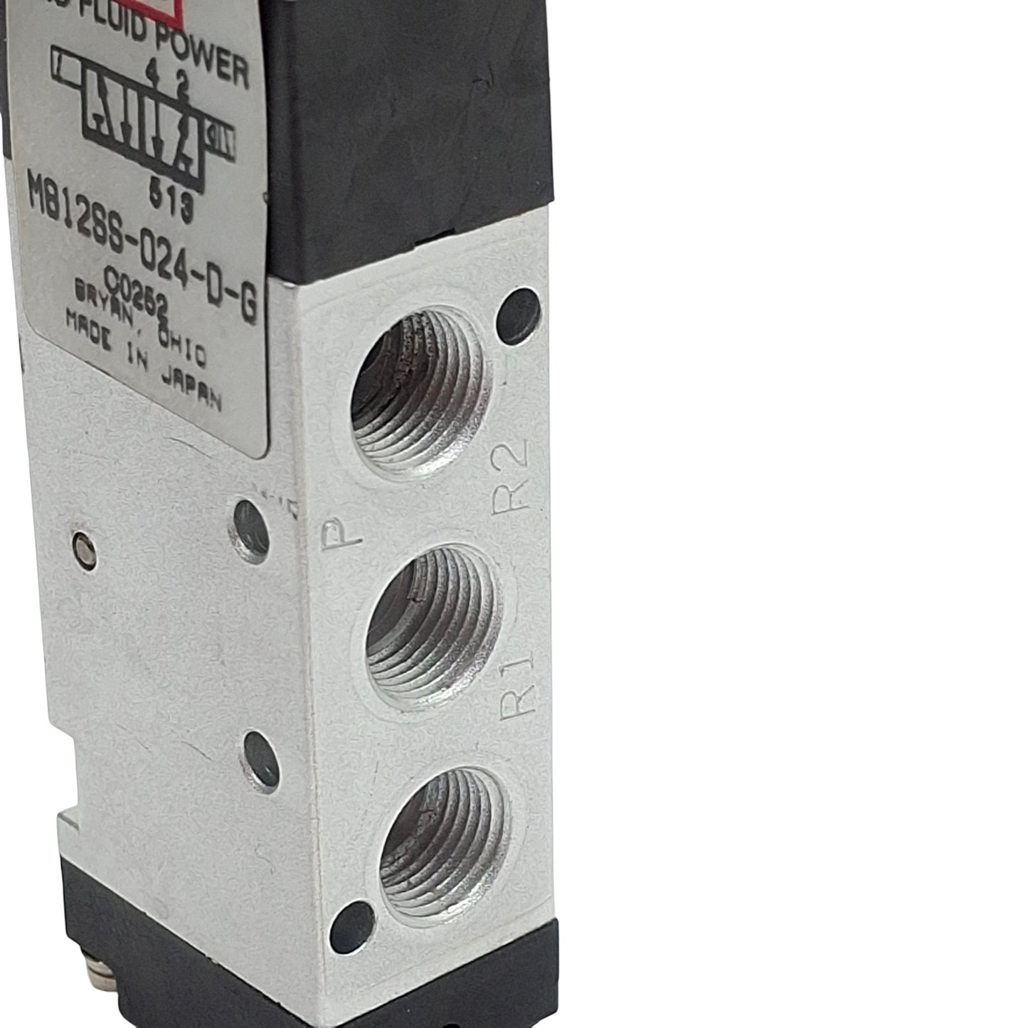 Used ARO Fluid M812SS-024-D-G Solenoid Valve, 2-Position, 1/8in NPTF, 24VDC Coil