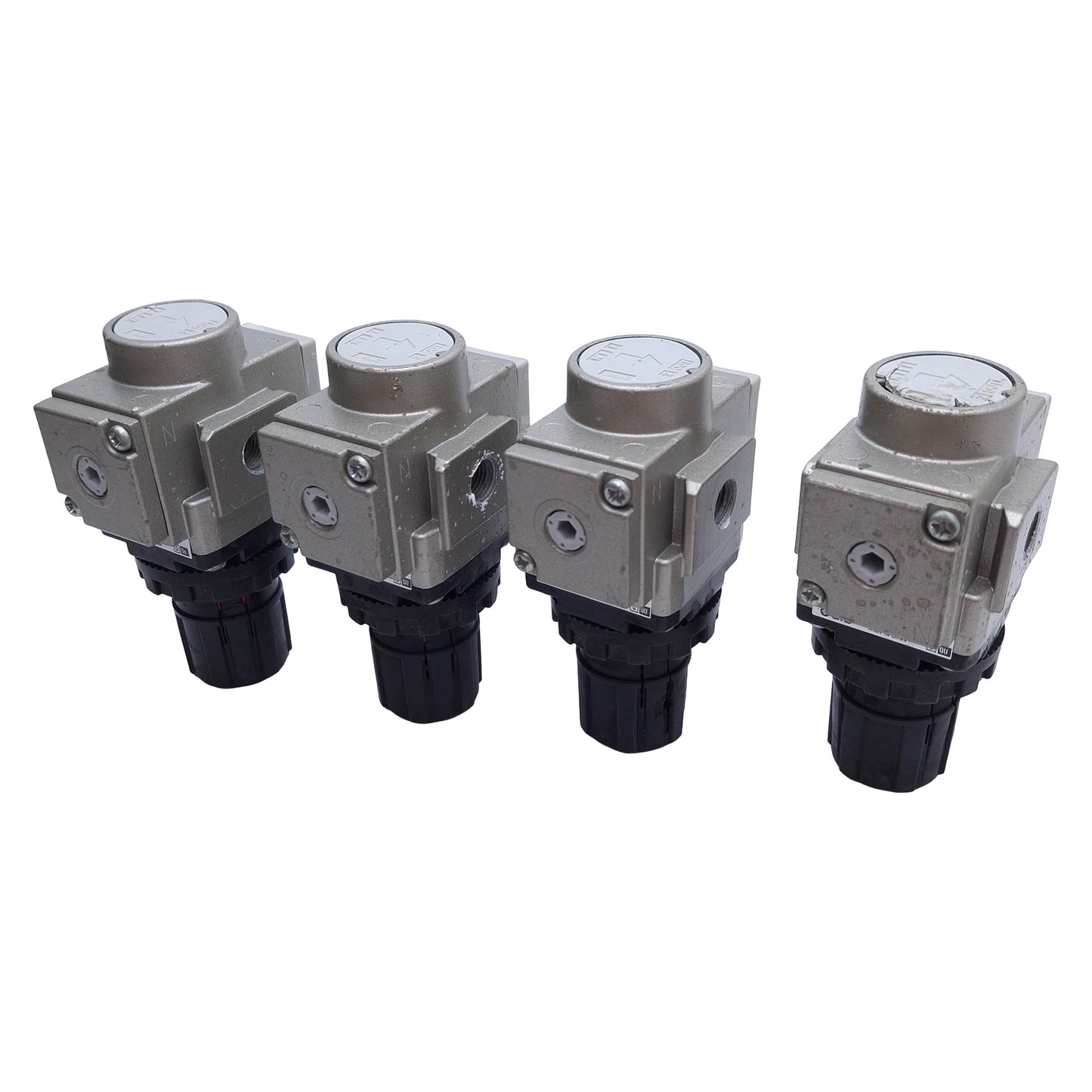 Used Lot of 4 SMC AR20-N01H-1Z Pneumatic Regulator 3-30psi Range, 1/8" NPT Thread