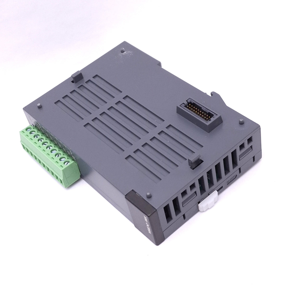 New LS Electric XBE-DC08A PLC Digital DC Input Module, 8-Point 24VDC 4mA, DIN Rail