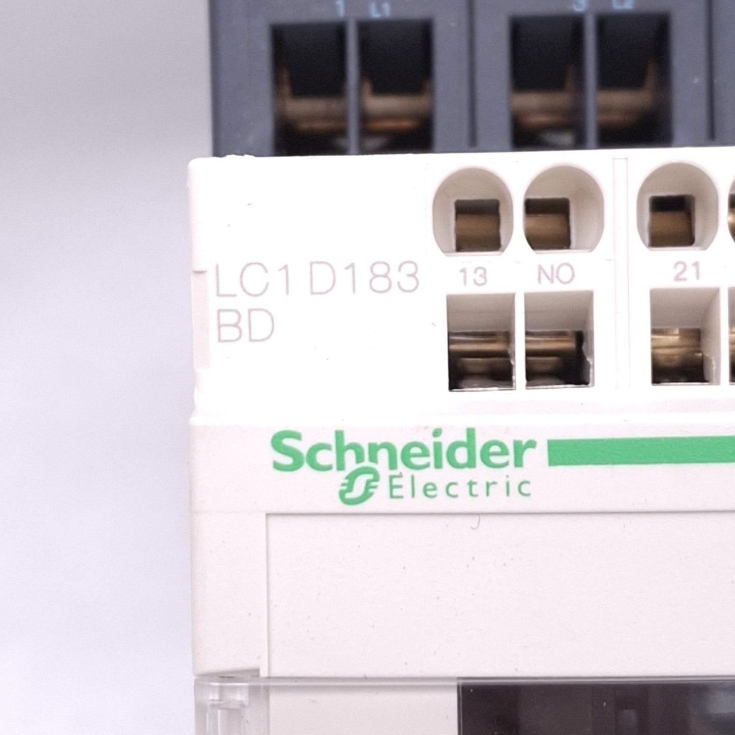 New Schneider Electric LC1D183BD Motor Contactor, 3-Pole 3-Phase 600VAC, 24VDC Coil