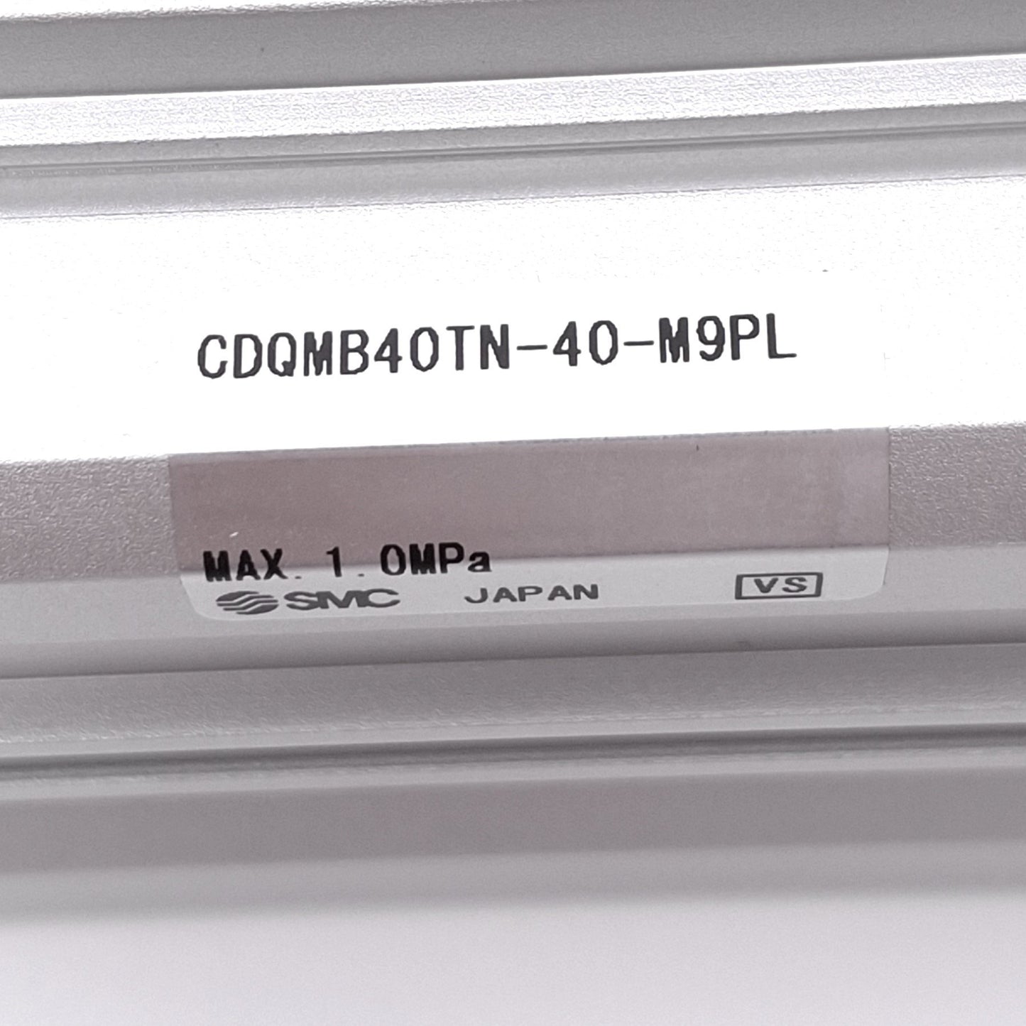 Used SMC CDQMB40TN-40-M9PL Compact Cylinder, 40mm Bore, 40mm Stroke, 1/8" NPT, 1.0MPa