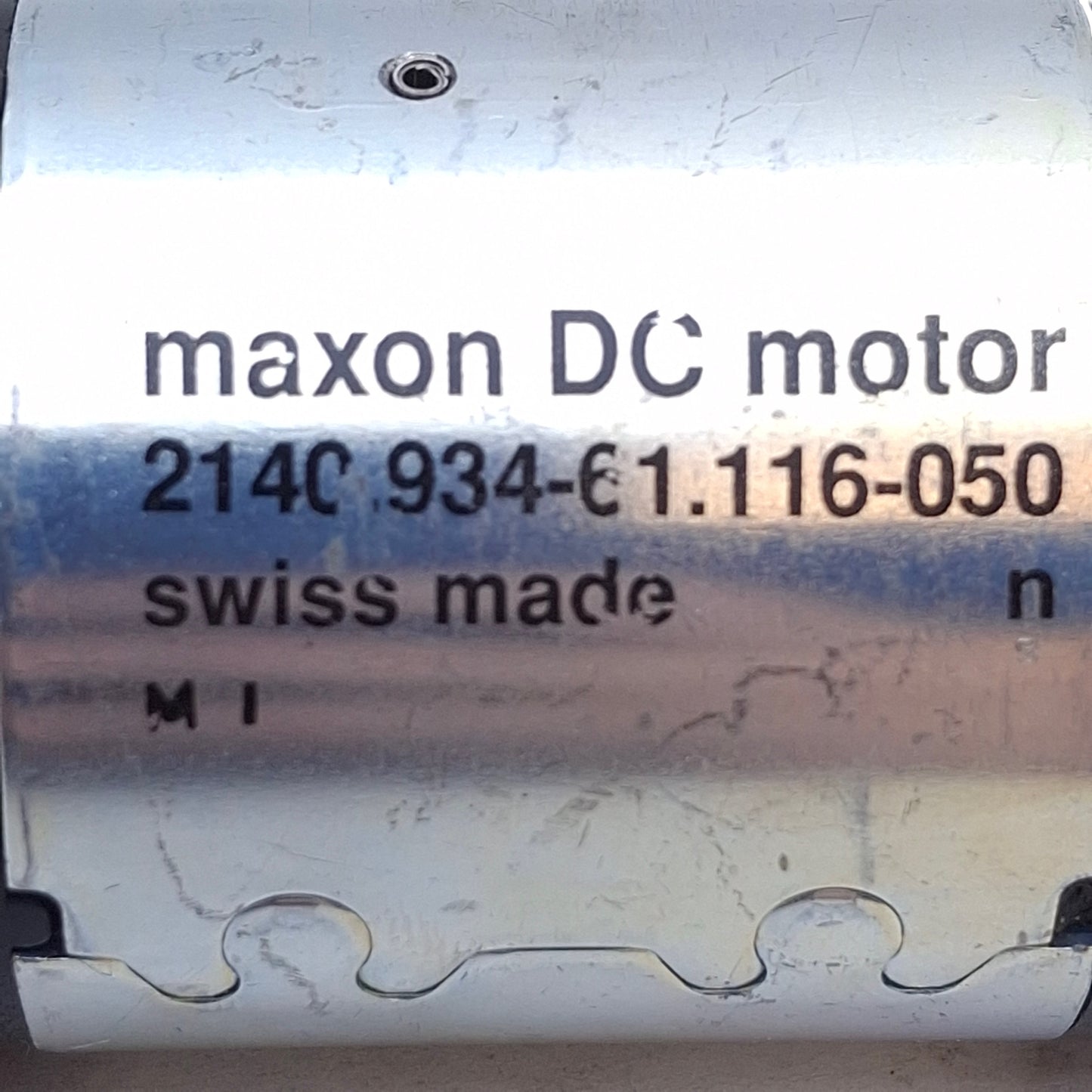 Used Maxon 2140.934-61.116-050 DC Motor, ø40mm, 12VDC, 2430rpm, 13.9mNm, ø6mm Shaft