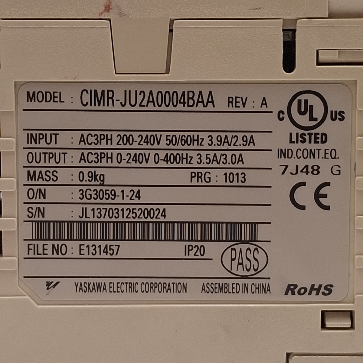 Used Yaskawa CIMR-JU2A0004BAA Variable Frequency Drive, 0.75kW, 3Ø 200-240VAC Input