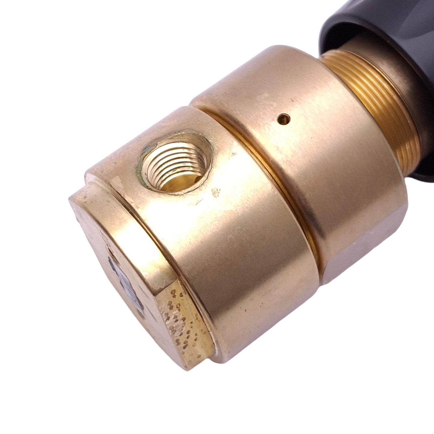 Used Tescom 44-2211-242 Pressure Regulator, 0-50psi Set, 400psi Max, 1/4in NPT