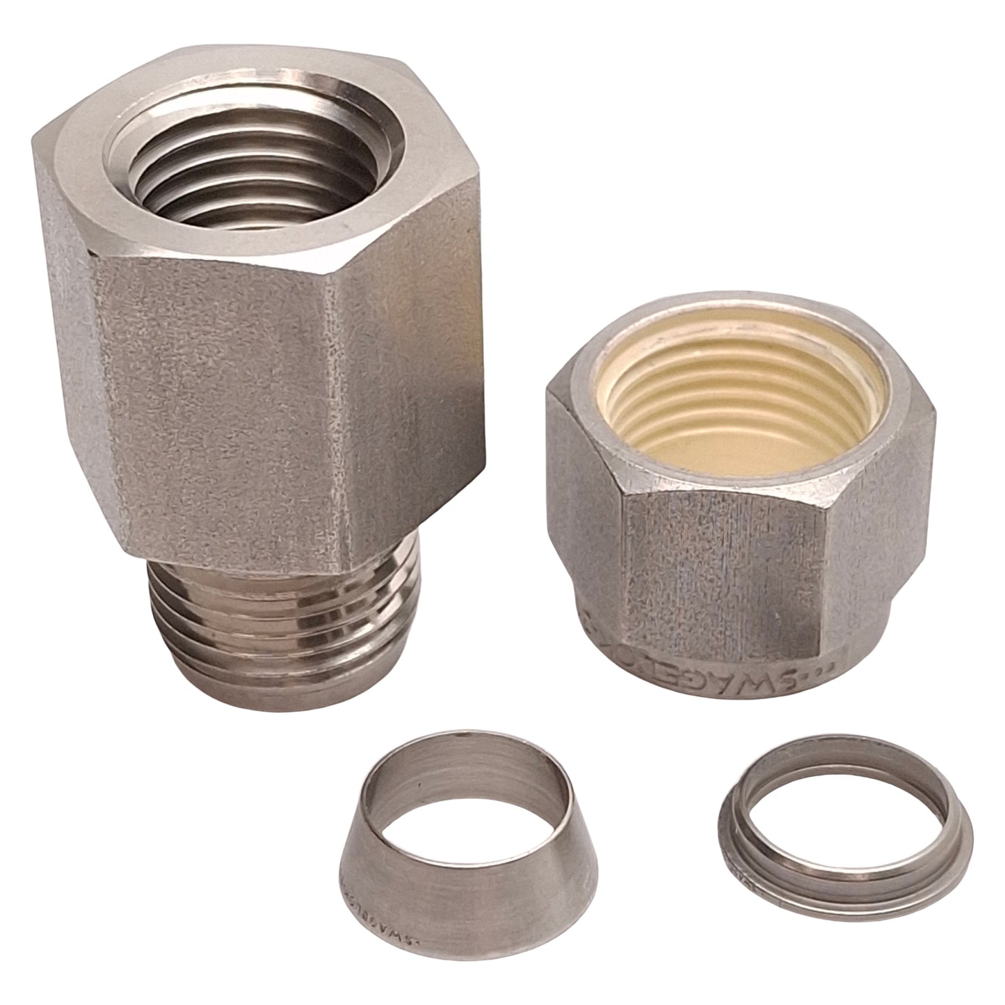 Used Lot of 4 Swagelok SS-600-7-4 Stainless Steel Tube Fitting, ø3/8in, 1/4NPT Female