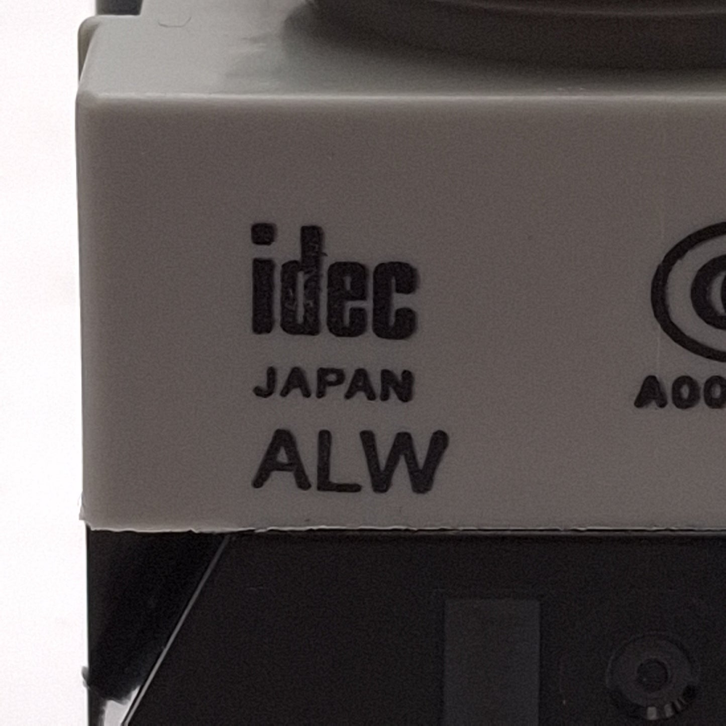 Used Idec ALW29910D-S-24V Illuminated Blue Momentary Pushbutton, ø22mm, 1NO, HW-C10