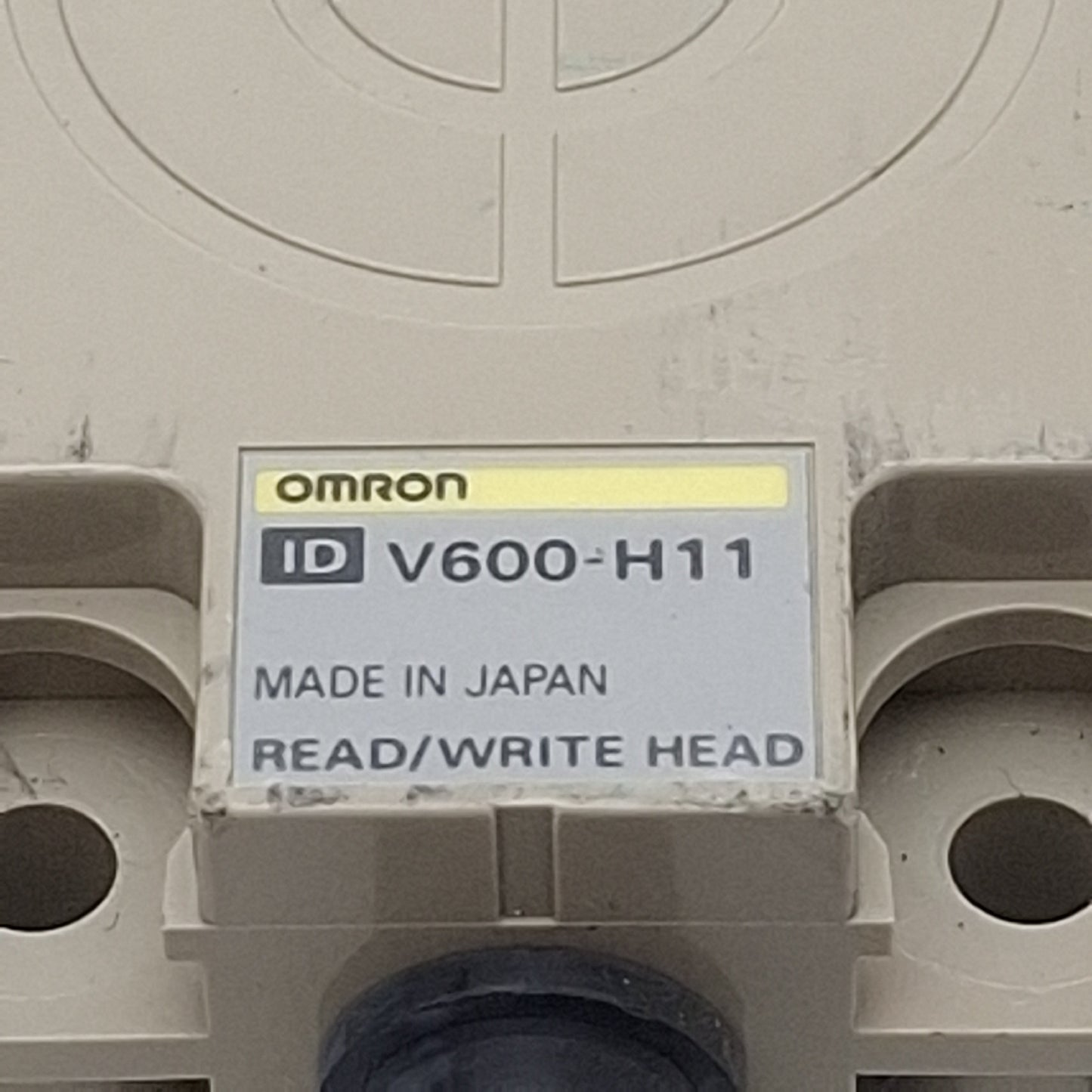 Used Omron V600-H11 RFID Reader Read/Write Head Module, 530kHz Frequency, 12-Pin