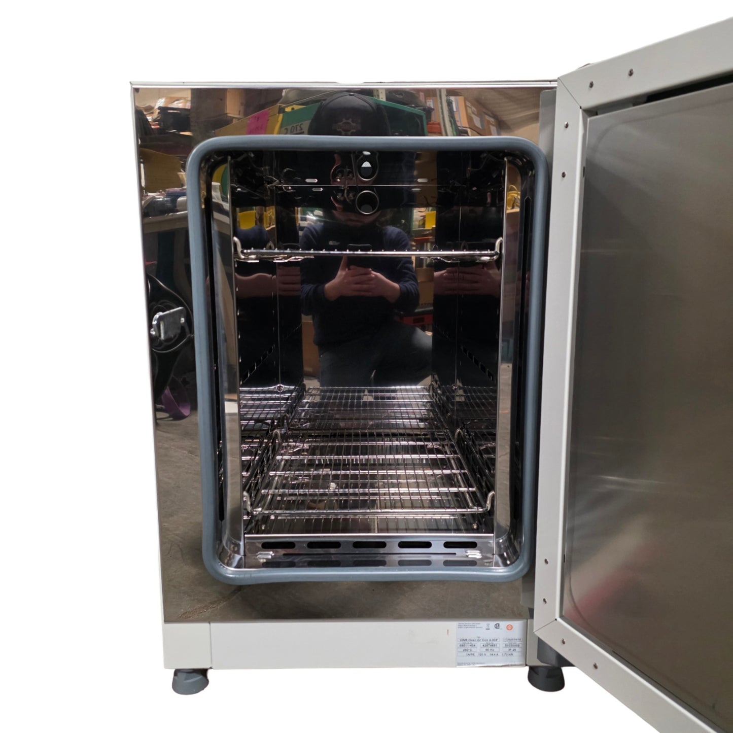 Used VWR 89511-404 Gravity Convection Oven 2.3CuFt, Amb To 250°C, 120VAC 14.4A