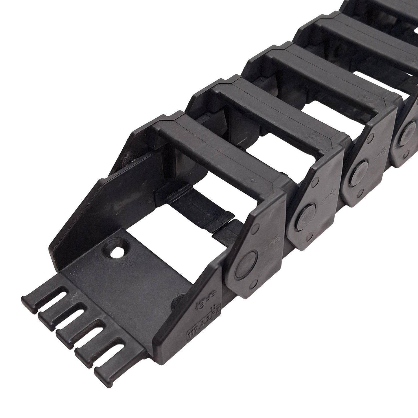 Used Igus E16.4.060 Energy Chain, 48x32mm Inner, ø60mm Bend, 25-Links + Ends, 34.25in